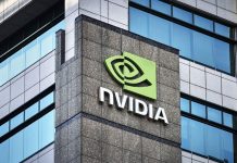 Trump Enfrenta Desafíos Comerciales Mientras China Impulsa el Desarrollo Interno de Tecnología y Anuncia la Venta de Chips Nvidia