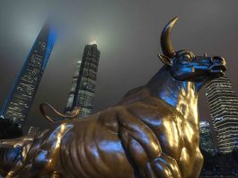 China Invita a Empresarios Locales con Inversiones en el Extranjero a Pagar Impuestos para Cubrir Gasto Público